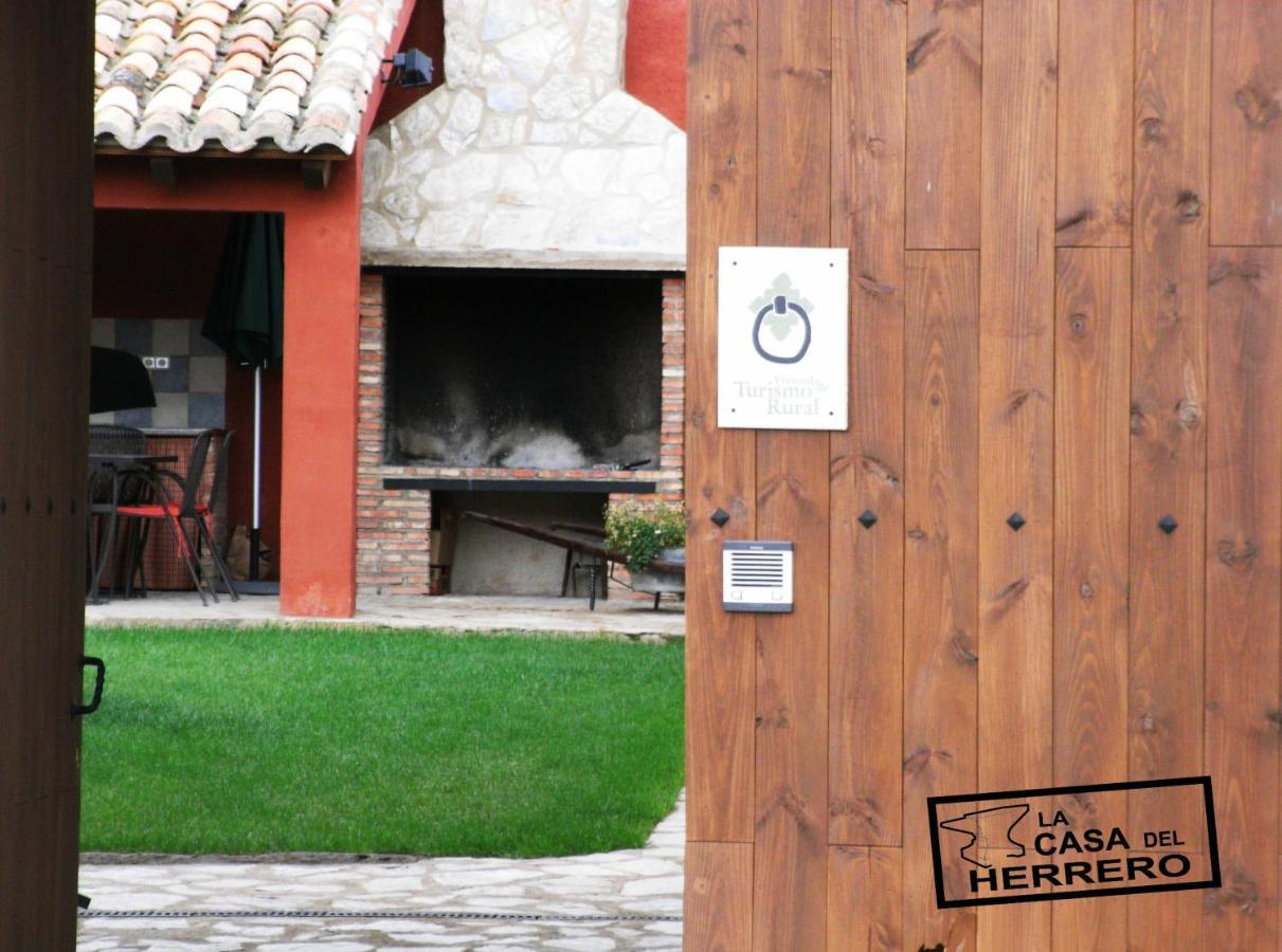 La Casa Del Herrero El Poyo Bagian luar foto